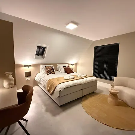 Louwi Villa